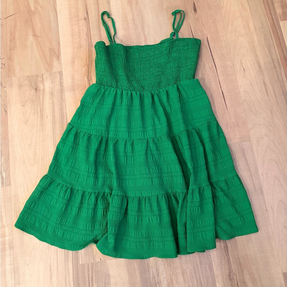 Green Sleeveless Dress